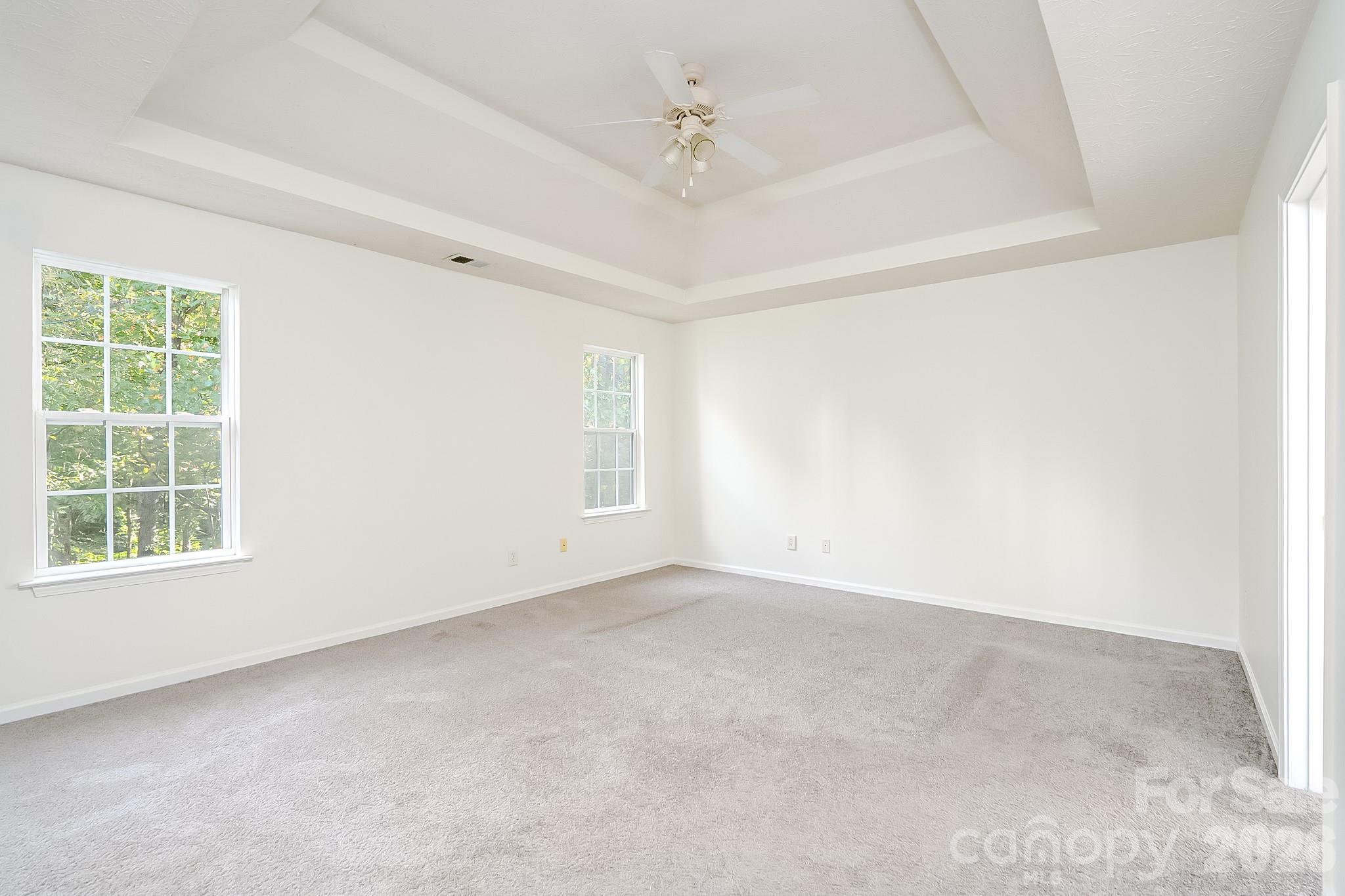 Single Family Residence at 5124 Eagle Creek Drive, Charlotte, photo 18 of 42