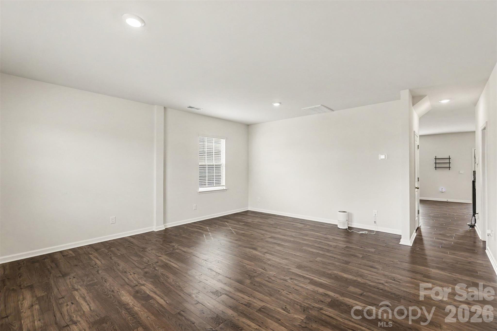 Single Family Residence at 7943 Stonehouse Drive, Gastonia, photo 7 of 45