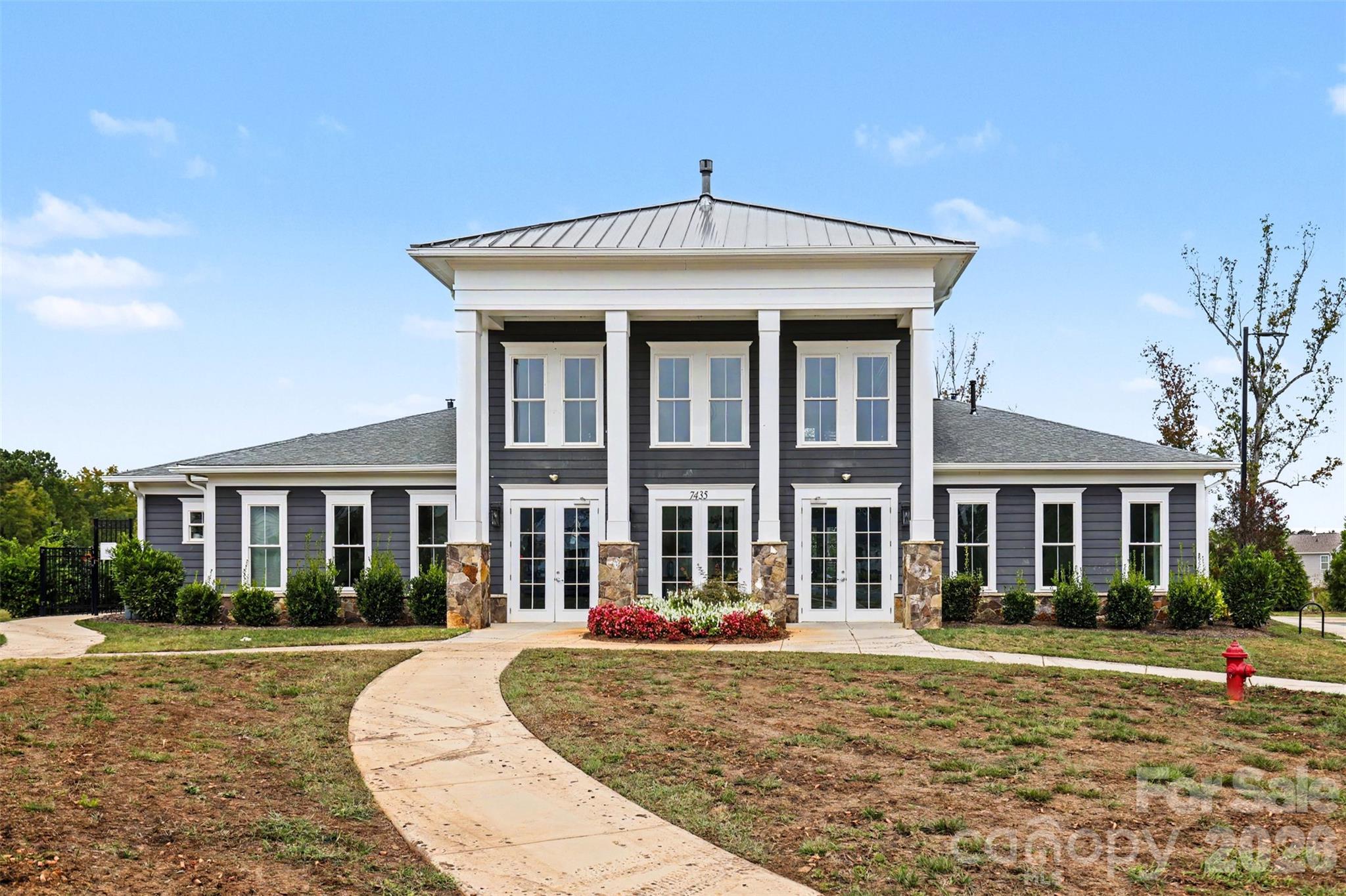 Single Family Residence at 7943 Stonehouse Drive, Gastonia, photo 42 of 45