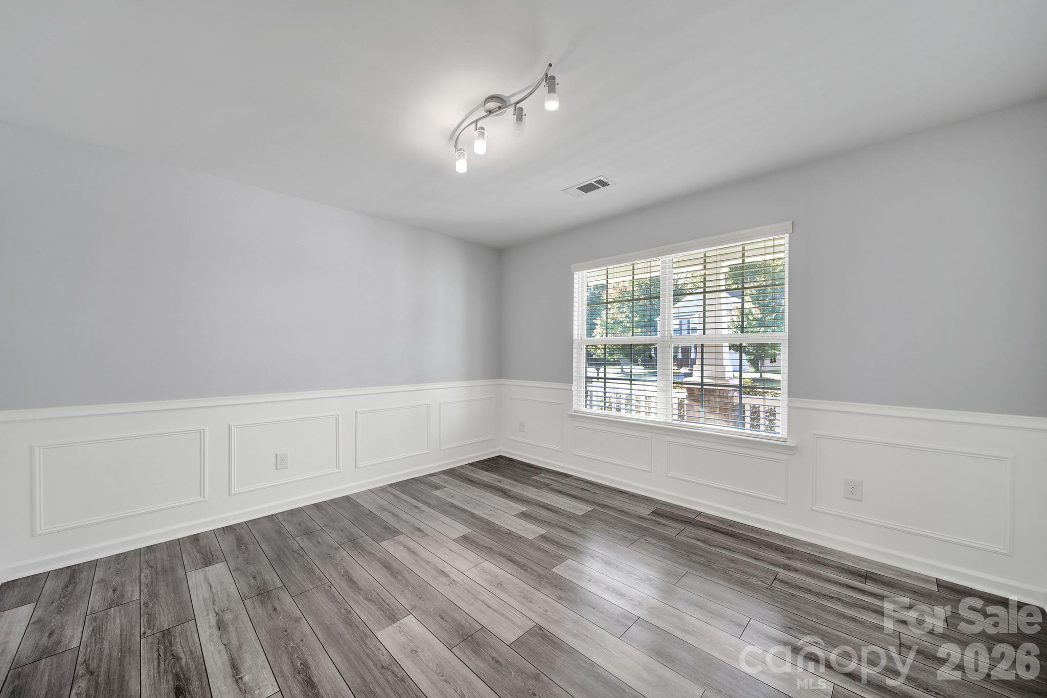 Single Family Residence at 4921 William Caldwell Avenue, Charlotte, photo 6 of 46