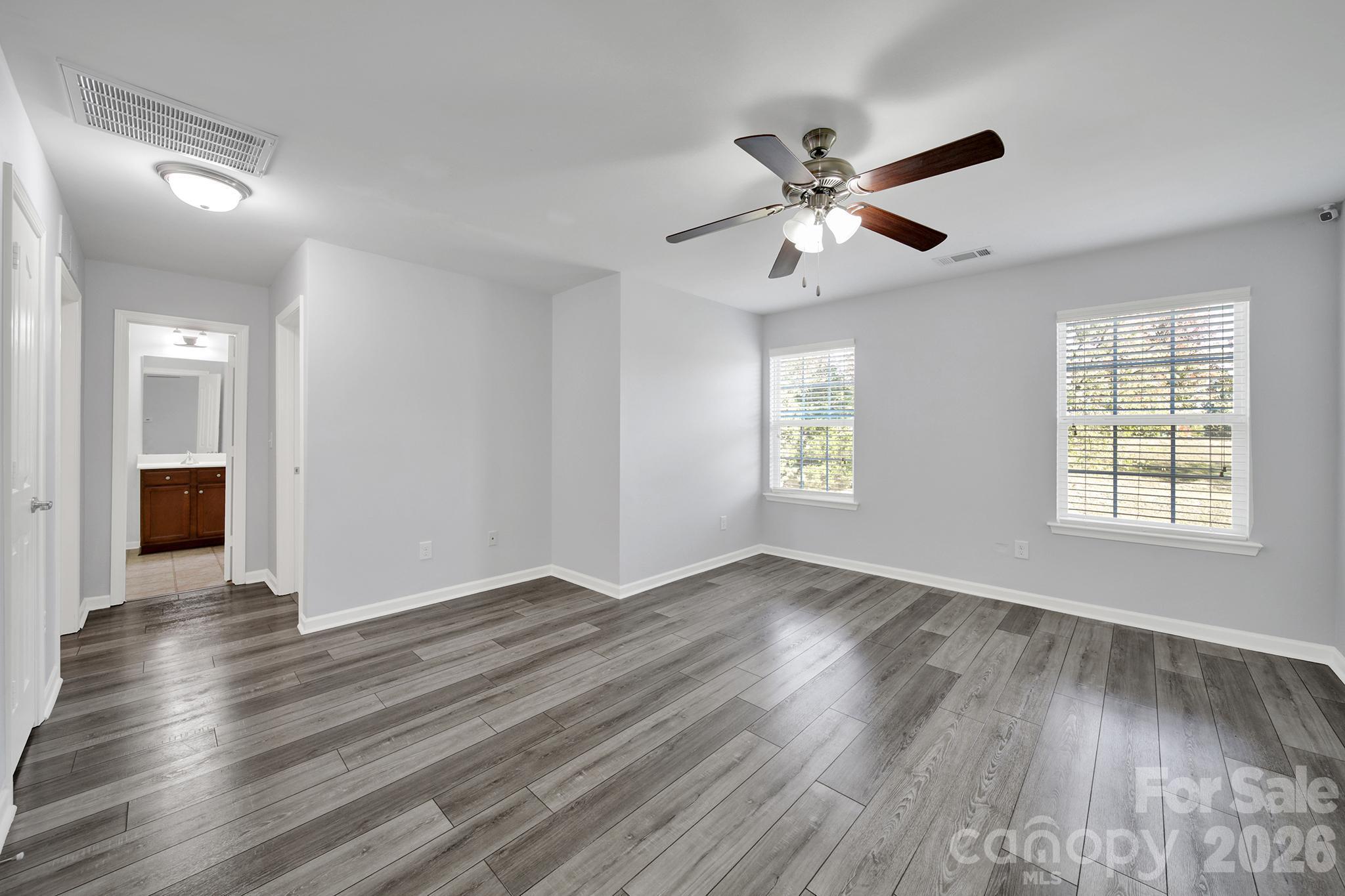 Single Family Residence at 4921 William Caldwell Avenue, Charlotte, photo 21 of 46