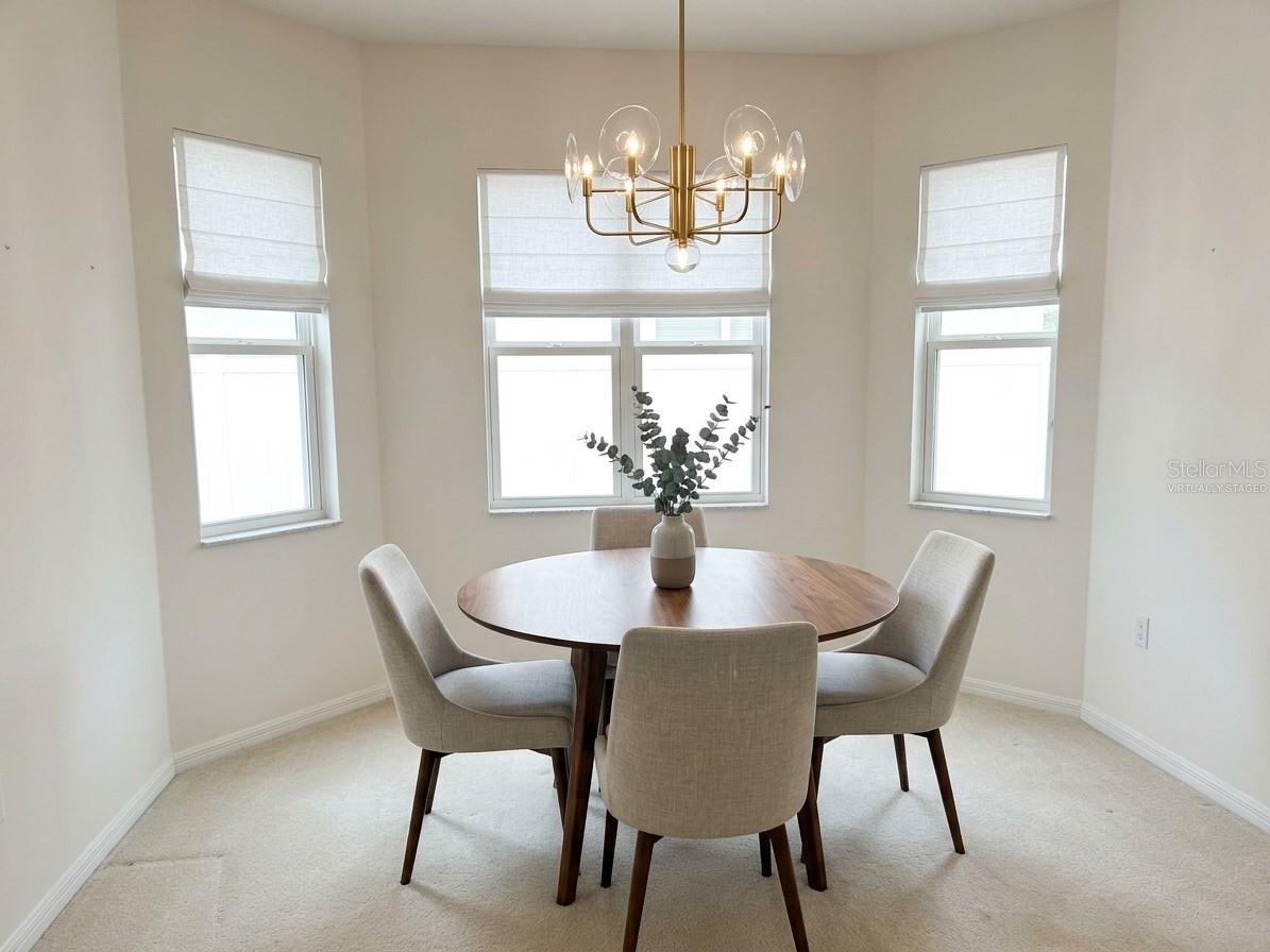 Virtually Staged - 11752 WAYSIDE WILLOW CT, HUDSON