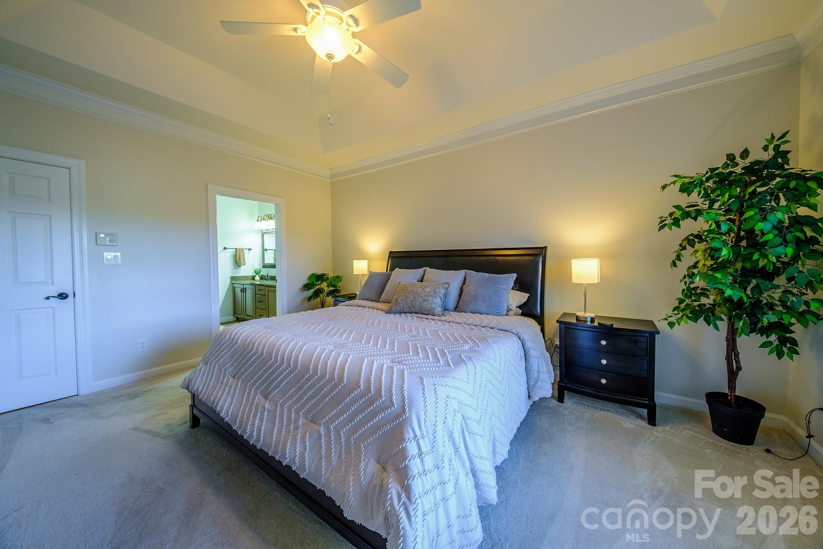Condominium at 8562 Highland Glen Drive, Charlotte, photo 16 of 24