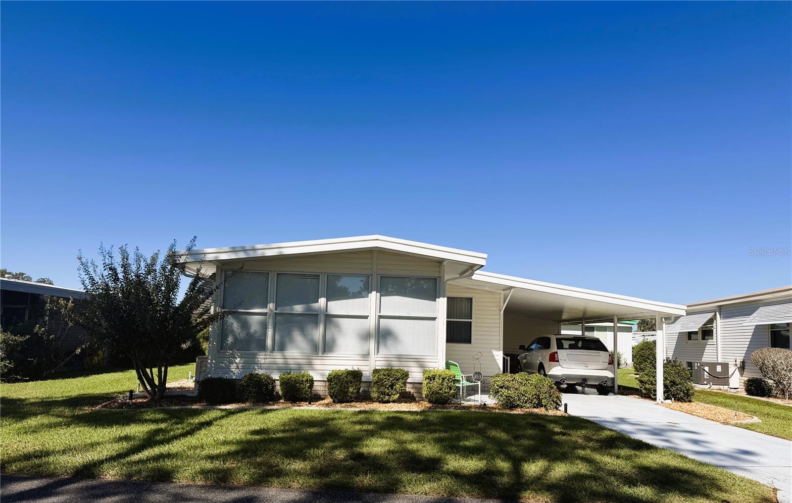 353 HAWTHORNE BLVD