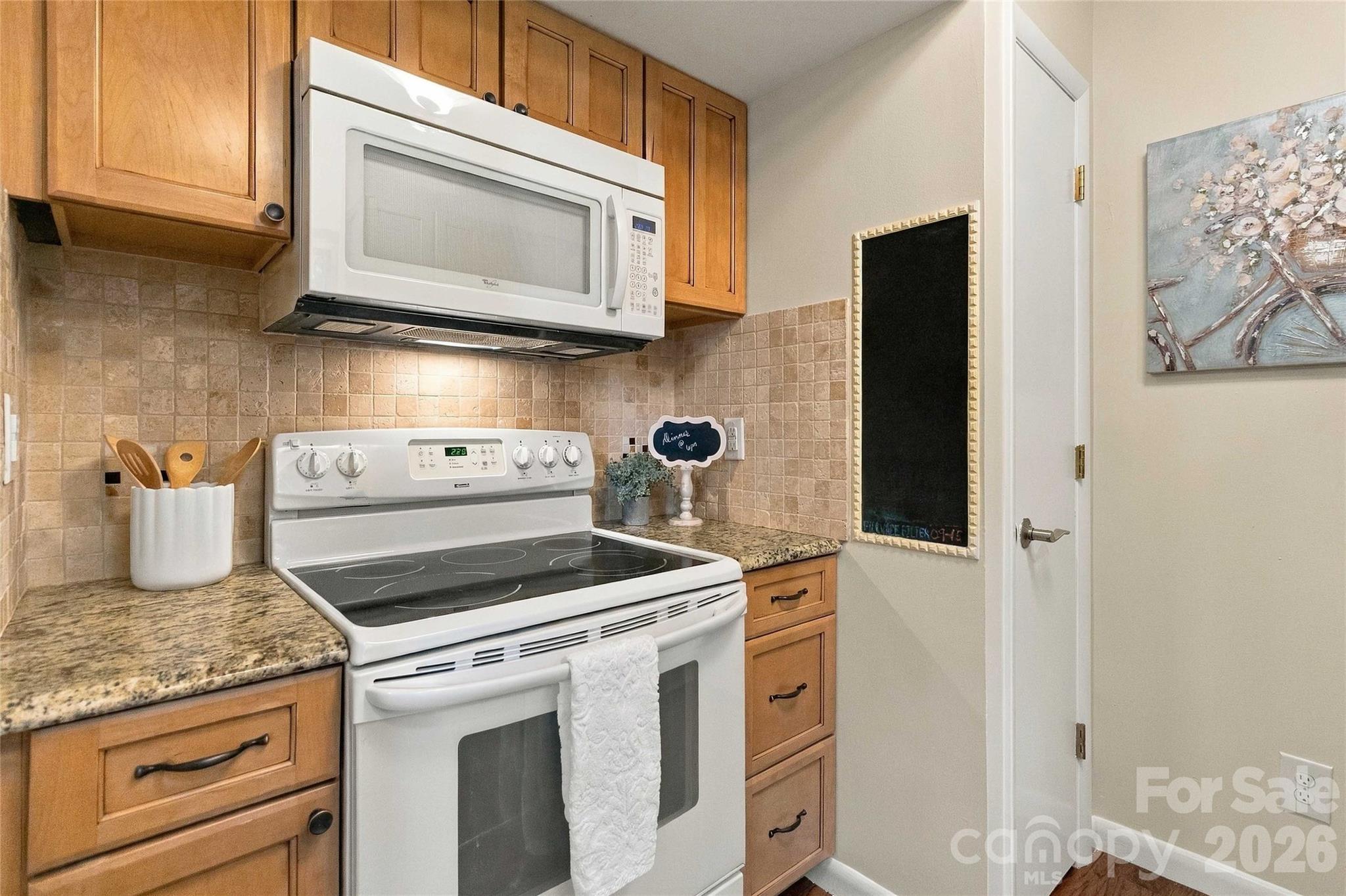 Condominium at 11080 Cedar View Road, Charlotte, photo 16 of 47