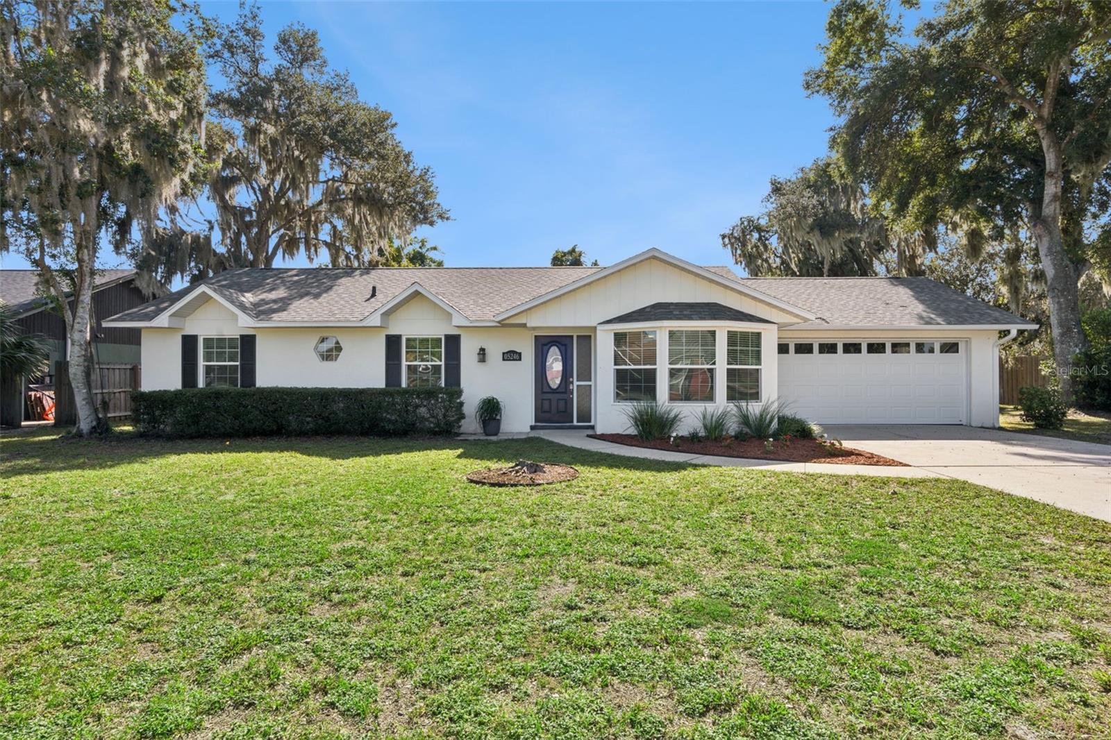 5246 ROYAL OAK DR
