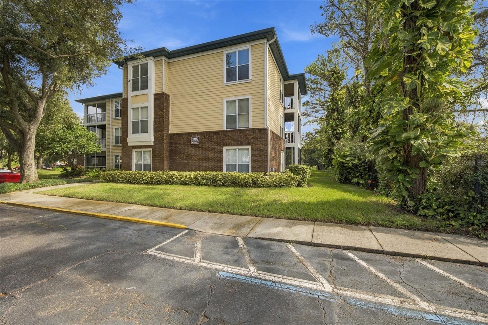 10020 STRAFFORD OAK CT #914