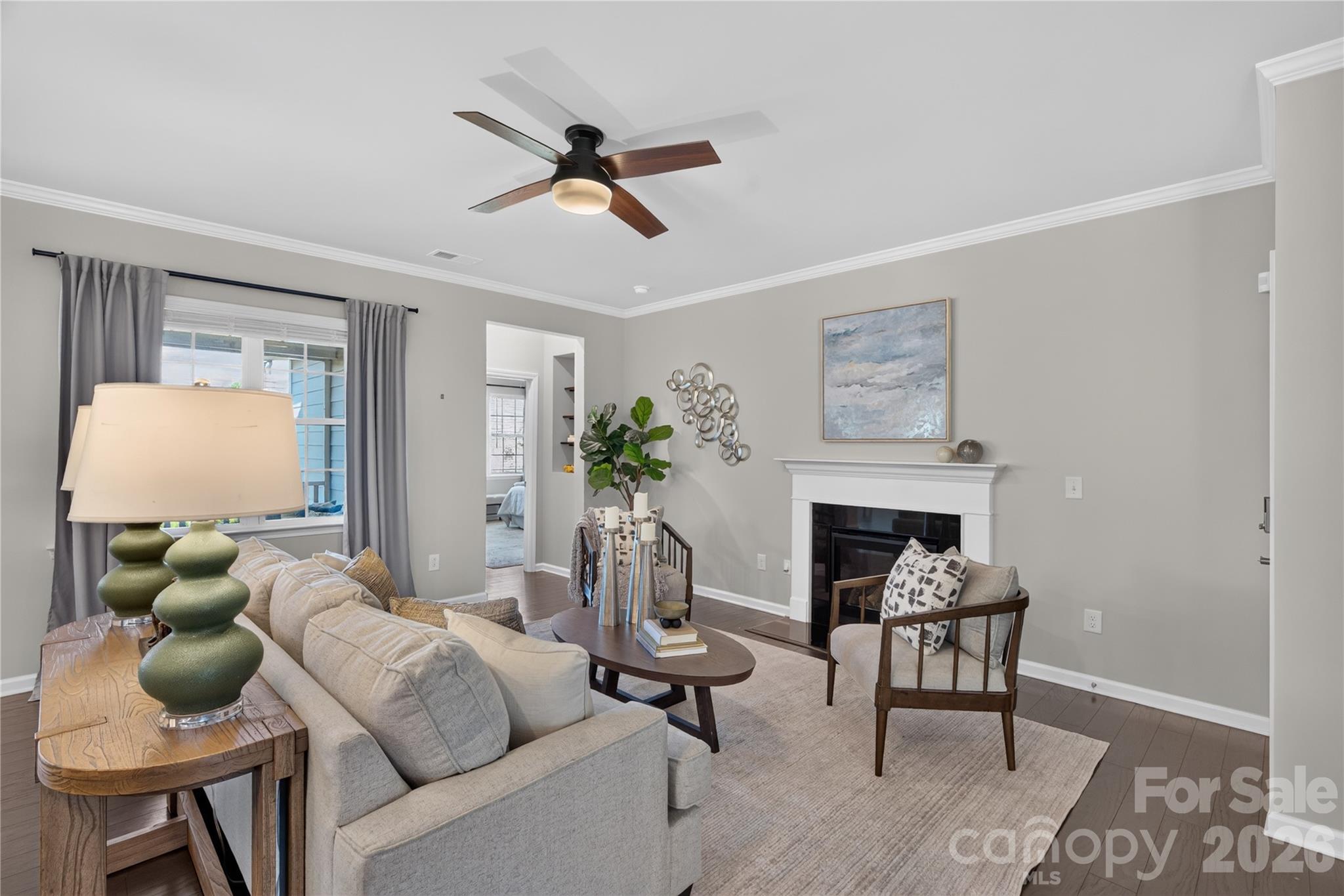 Nice space with fireplace - 16815 Lookout Landing Lane, Charlotte