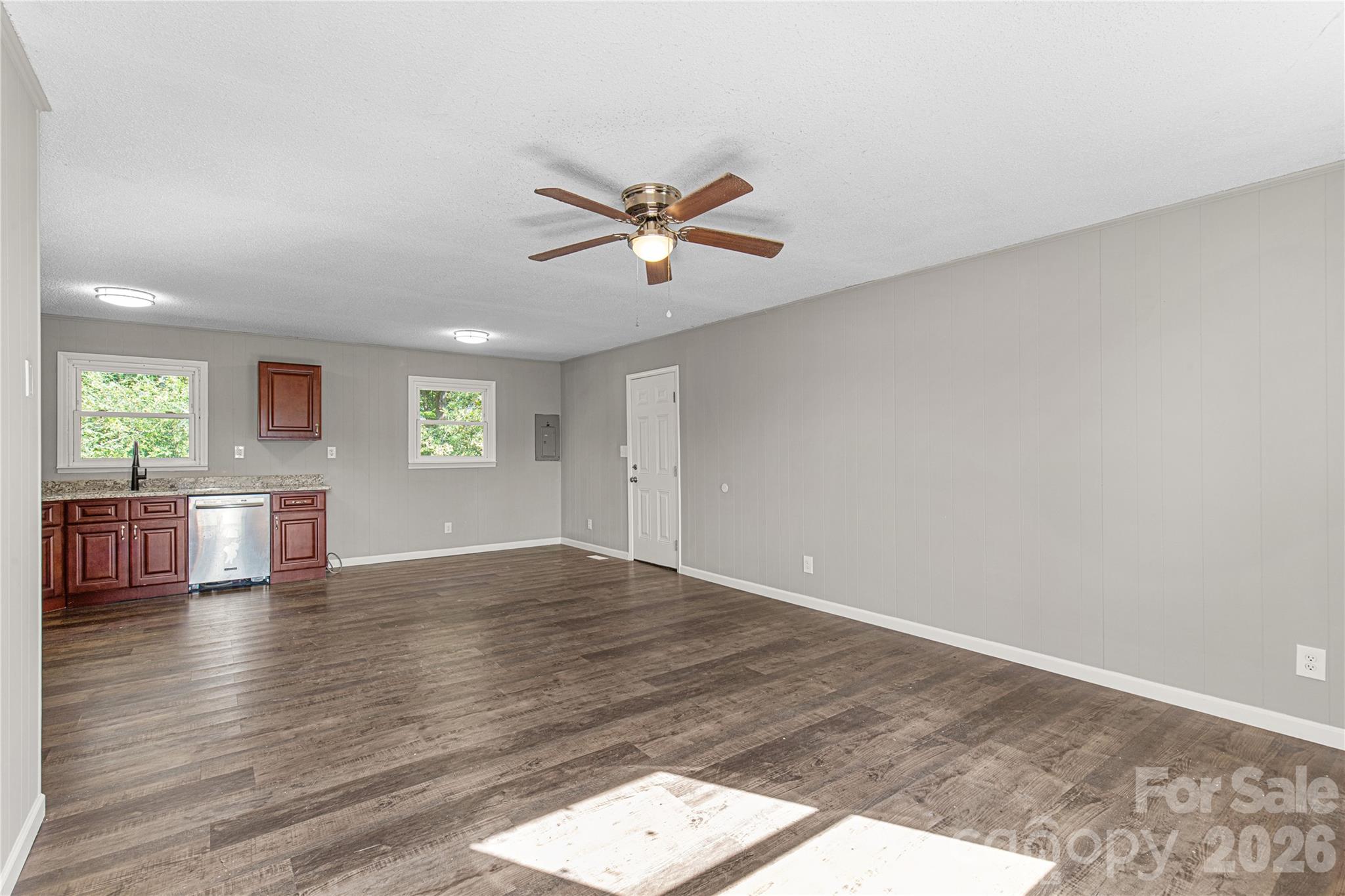 Single Family Residence at 3748 Jenkins Road, Clover, photo 4 of 29