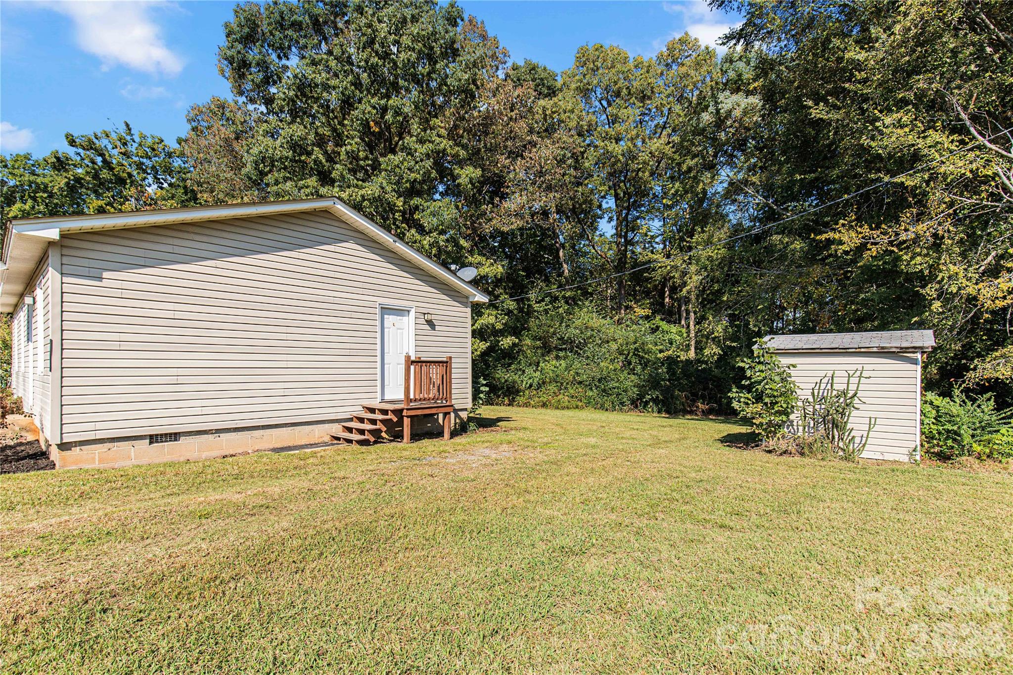 Single Family Residence at 3748 Jenkins Road, Clover, photo 23 of 29