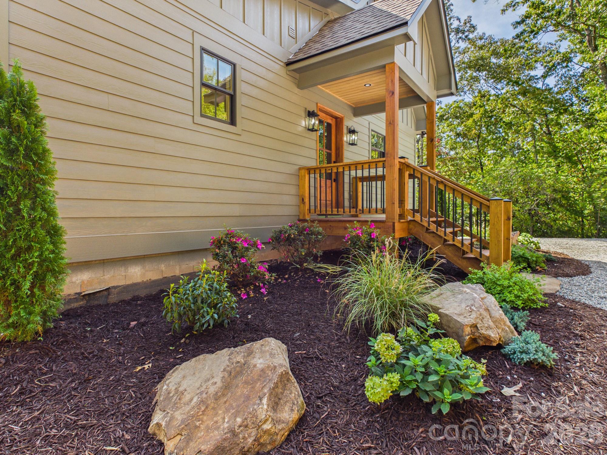 Single Family Residence at 120 Echota Trail, Hayesville, photo 11 of 46