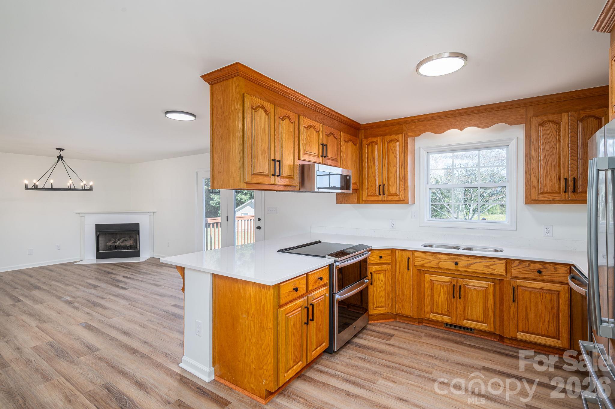 Kitchen - 4510 Western Sky Court, Lincolnton