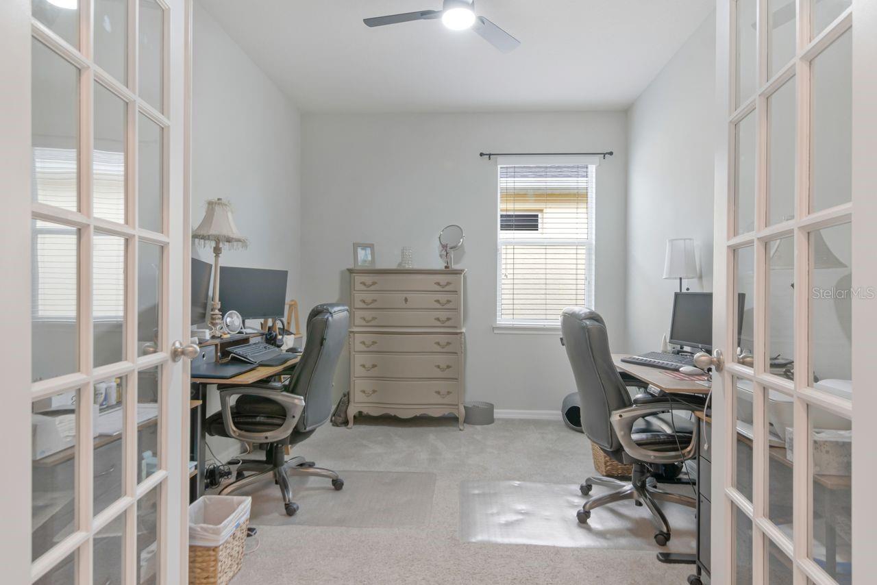 Bonus/Den room currently used as office - 11143 SPRING POINT CIR, RIVERVIEW