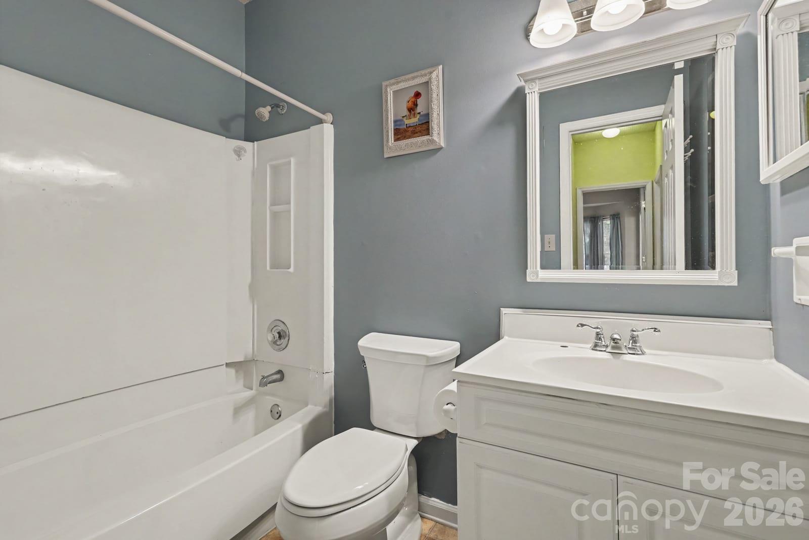 Single Family Residence at 8524 Albury Walk Lane, Charlotte, photo 20 of 33