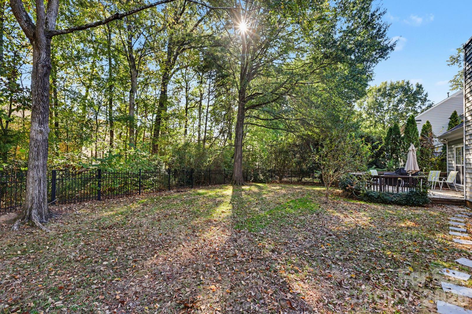 Single Family Residence at 8524 Albury Walk Lane, Charlotte, photo 28 of 33