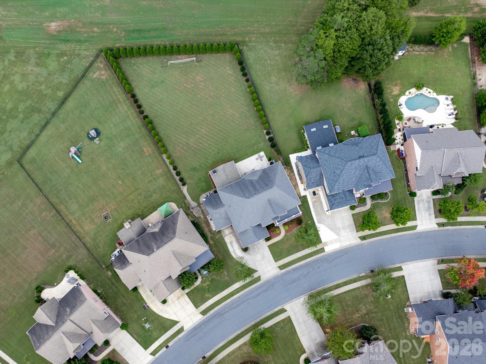 Single Family Residence at 2418 Creek Manor Drive, Waxhaw, photo 29 of 31