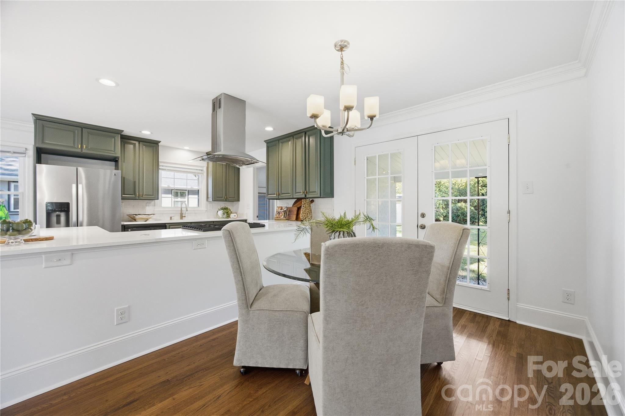 Single Family Residence at 4809 Walden Court, Charlotte, photo 11 of 37