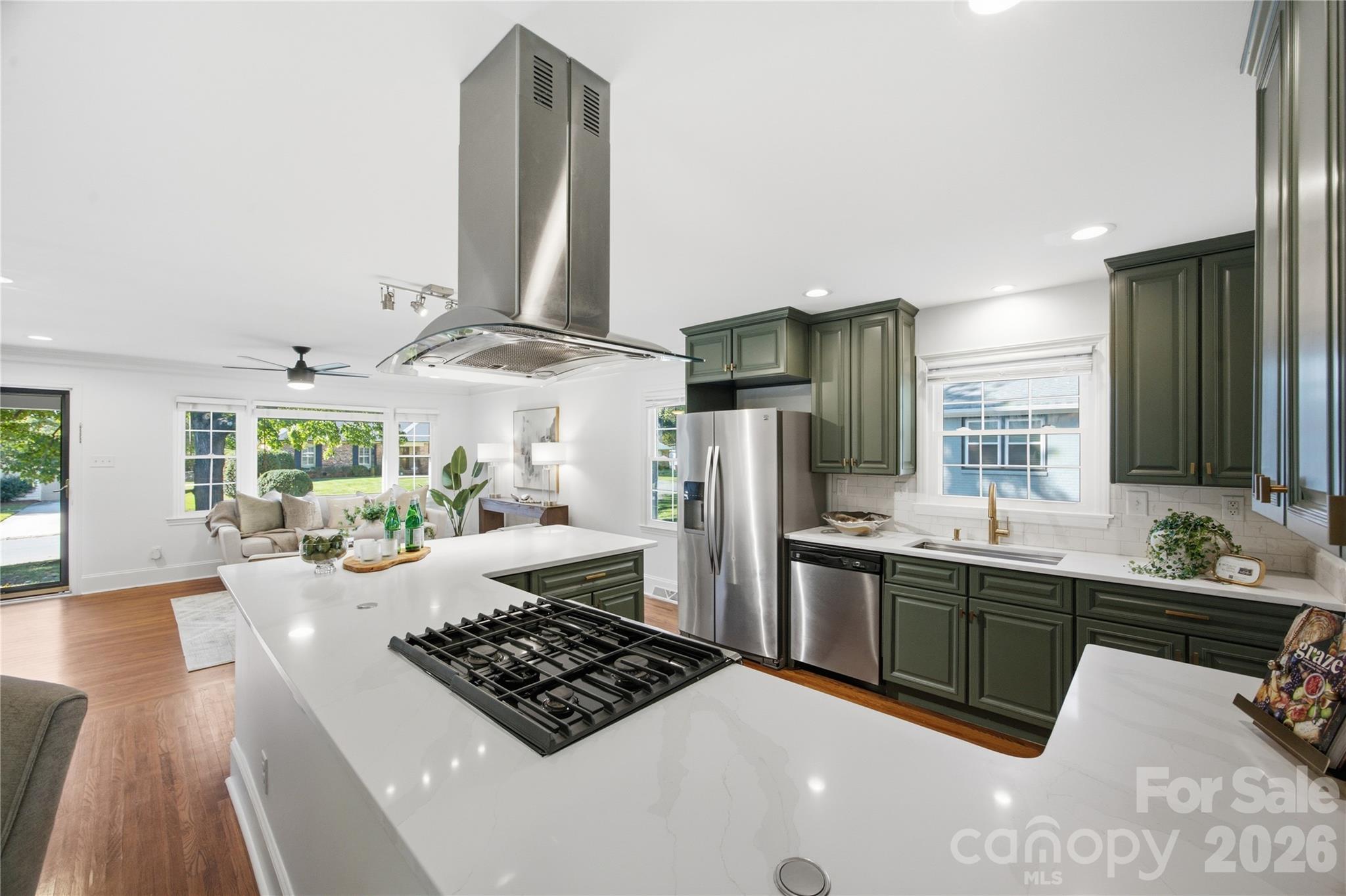 Single Family Residence at 4809 Walden Court, Charlotte, photo 12 of 37