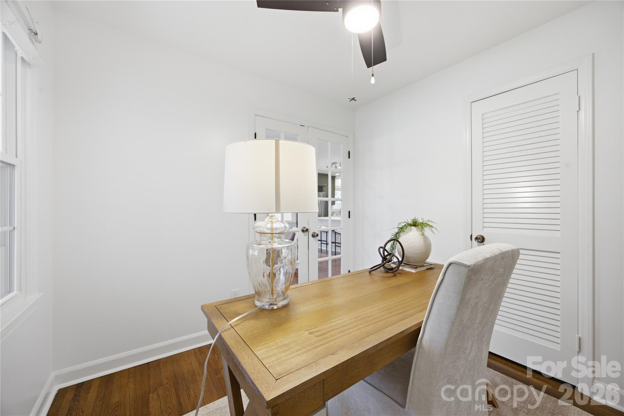 Single Family Residence at 4809 Walden Court, Charlotte, photo 26 of 37