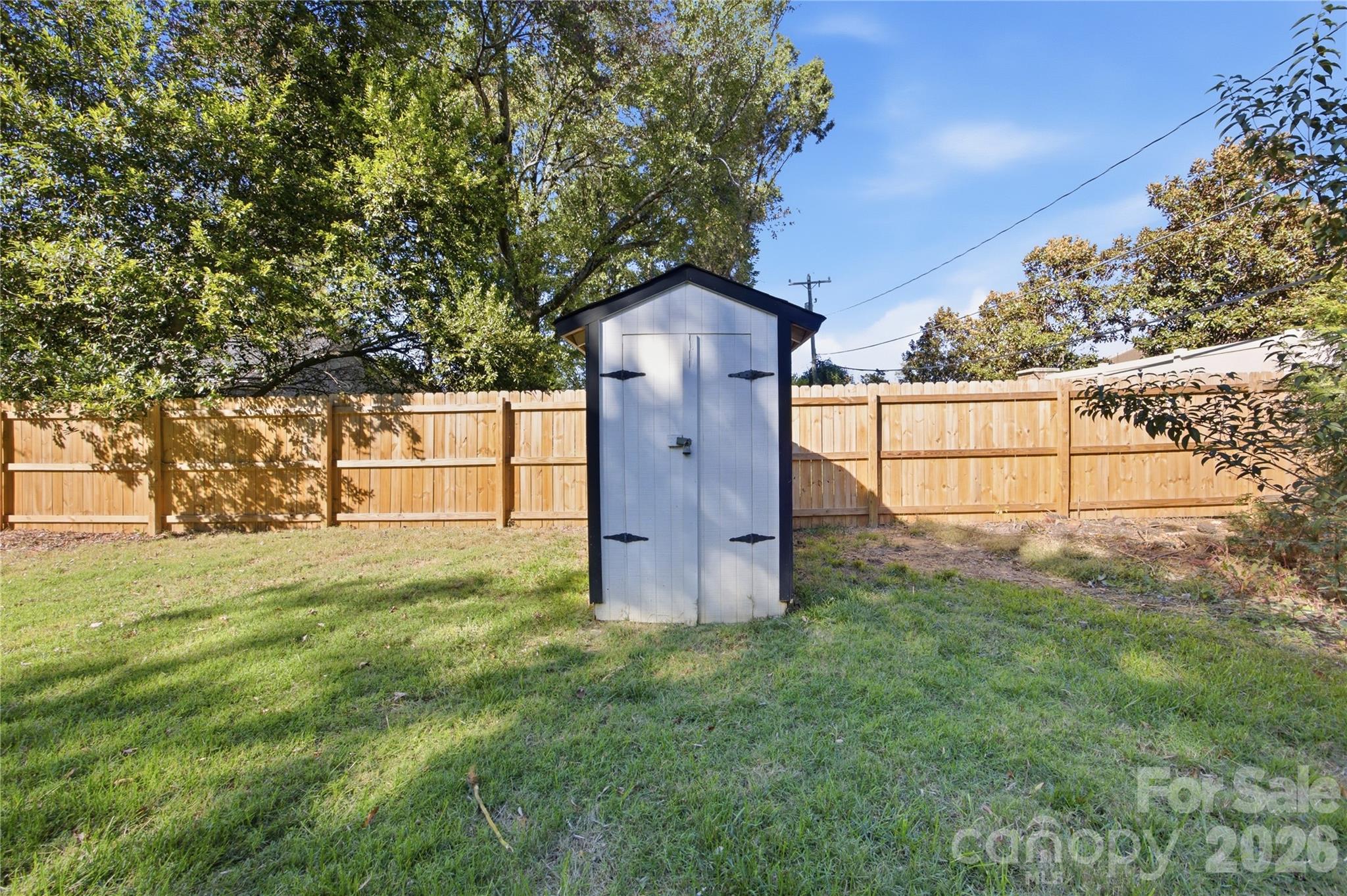 Single Family Residence at 4809 Walden Court, Charlotte, photo 30 of 37