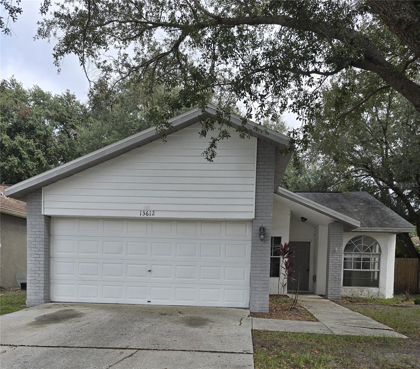 13612 LARAWAY DR