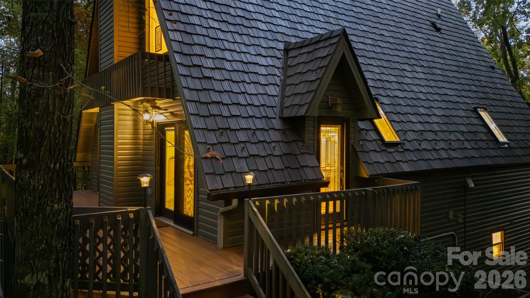 Single Family Residence at 61 Adohi Court, Brevard, photo 8 of 47