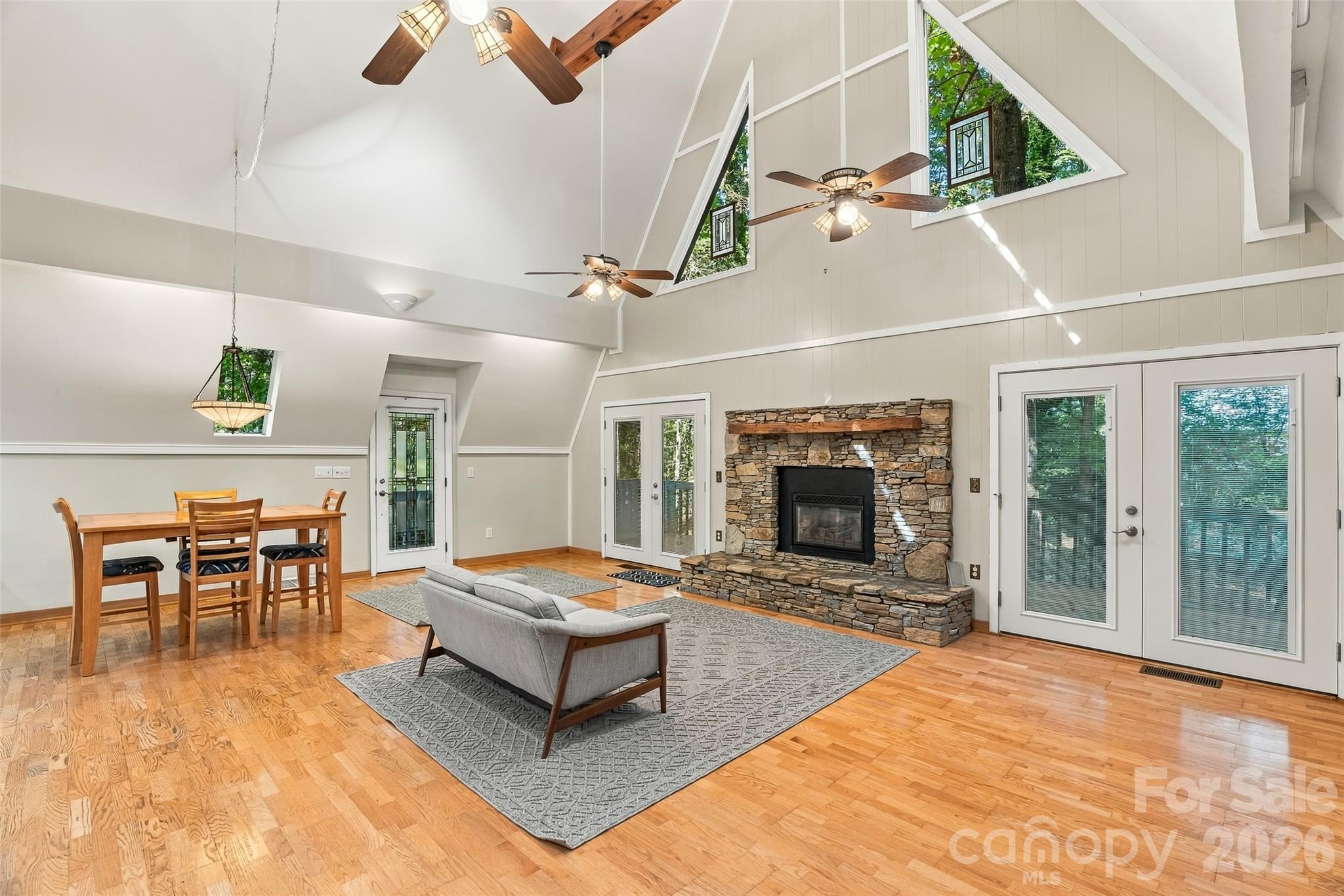 Single Family Residence at 61 Adohi Court, Brevard, photo 10 of 47