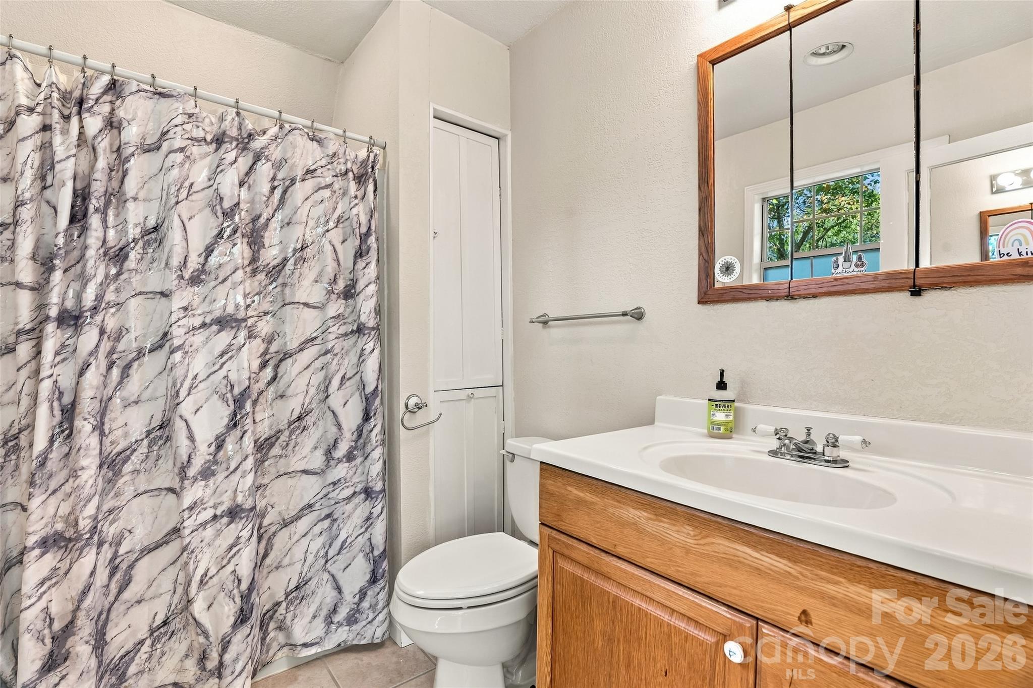 Single Family Residence at 61 Adohi Court, Brevard, photo 21 of 47