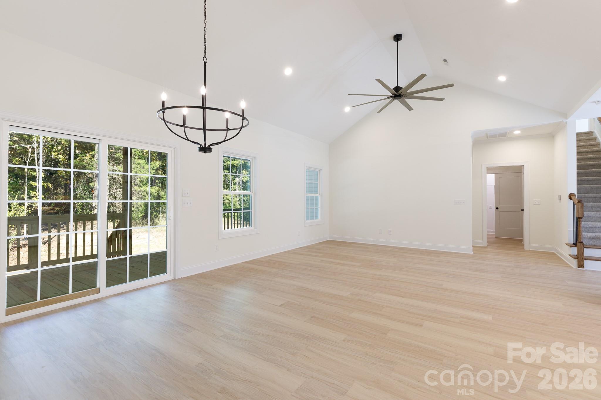 Single Family Residence at 2030 Hunters Creek Lane, Rock Hill, photo 13 of 32