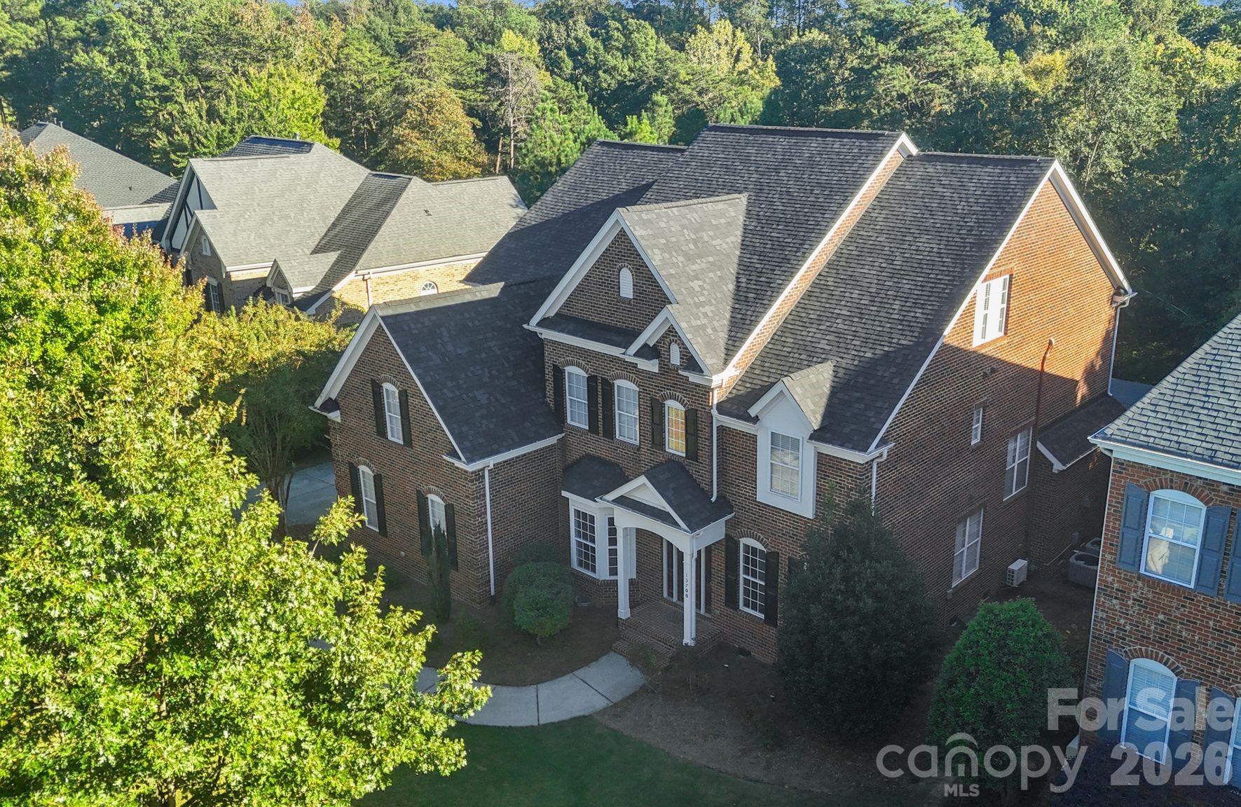Single Family Residence at 13700 Glen Abbey Drive, Charlotte, photo 47 of 50