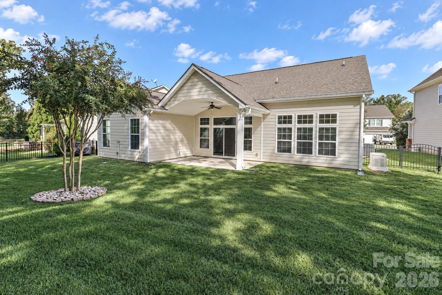 Single Family Residence at 161 Blueview Road, Mooresville, photo 35 of 46