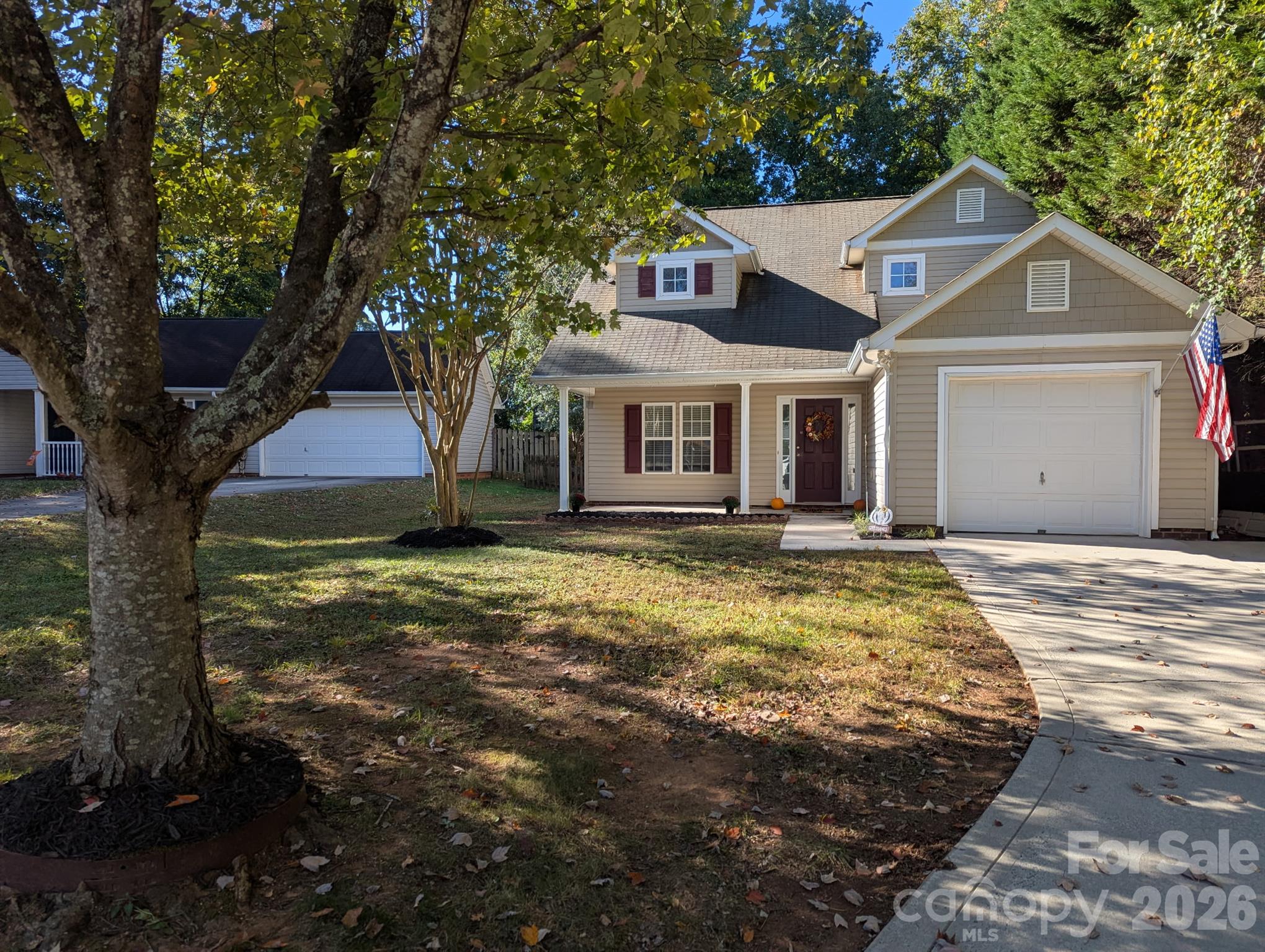 Welcome home to 2320 Chantilly Court - great curb appeal - 2320 Chantilly Court, Kannapolis