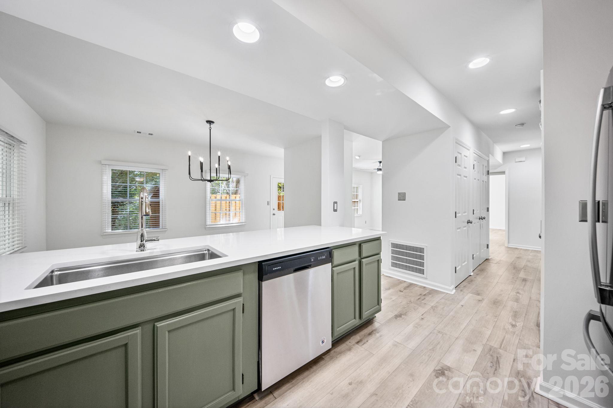 Condominium at 3812 Selwyn Farms Lane, Charlotte, photo 35 of 41