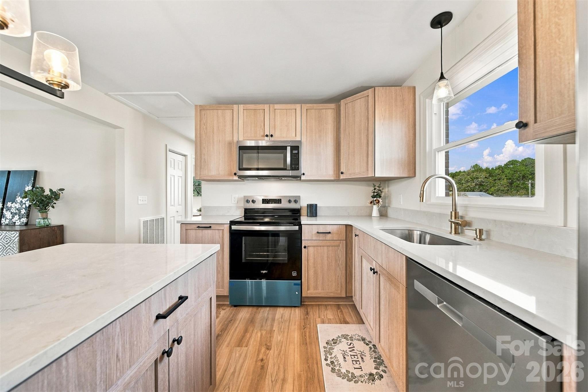 Easy flow to this home. - 4176 Grace Chapel Road, Granite Falls
