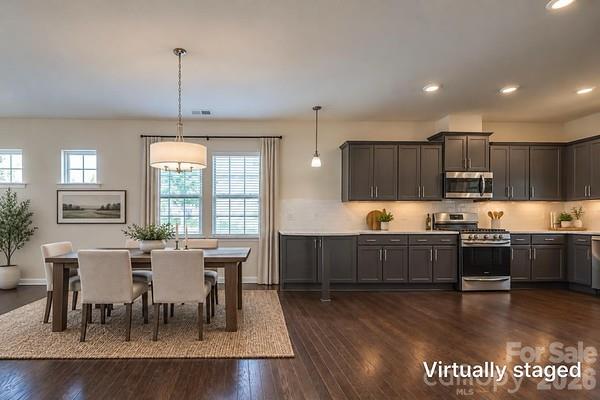 Single Family Residence at 2004 Hudson Mill Drive, Waxhaw, photo 7 of 35