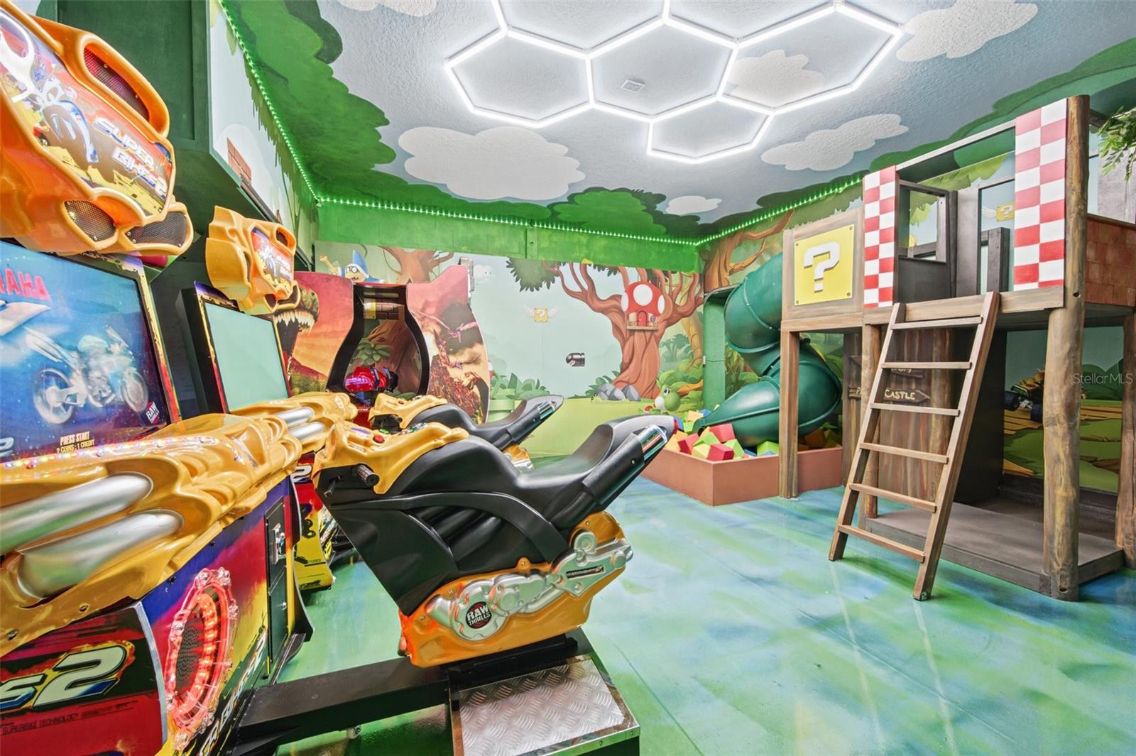 Game room arcade - 1540 MAIDSTONE CT, DAVENPORT