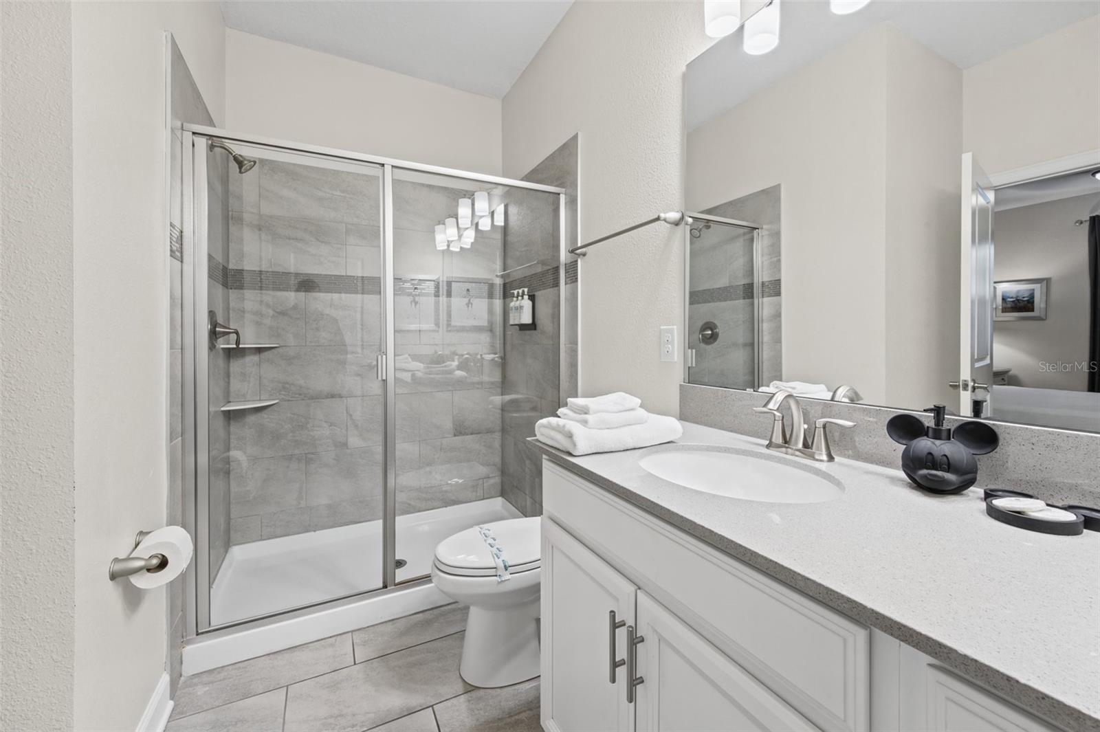 Bathroom with walk-in shower - 1540 MAIDSTONE CT, DAVENPORT