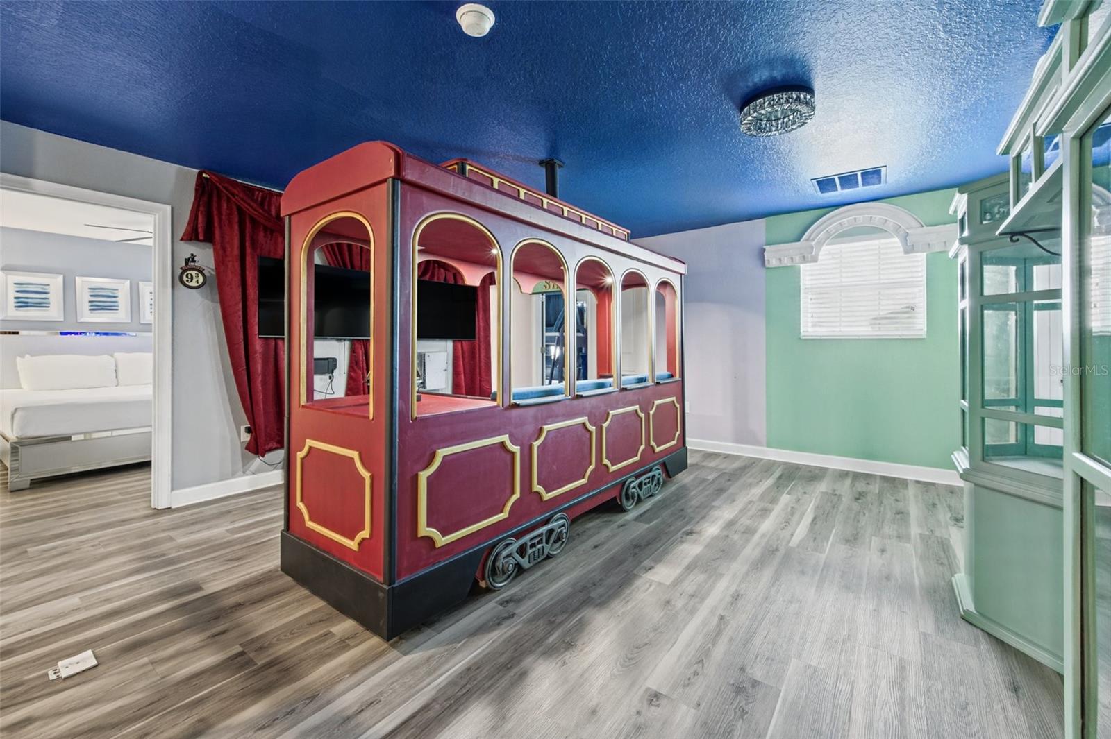 Themed bonus room - 1540 MAIDSTONE CT, DAVENPORT