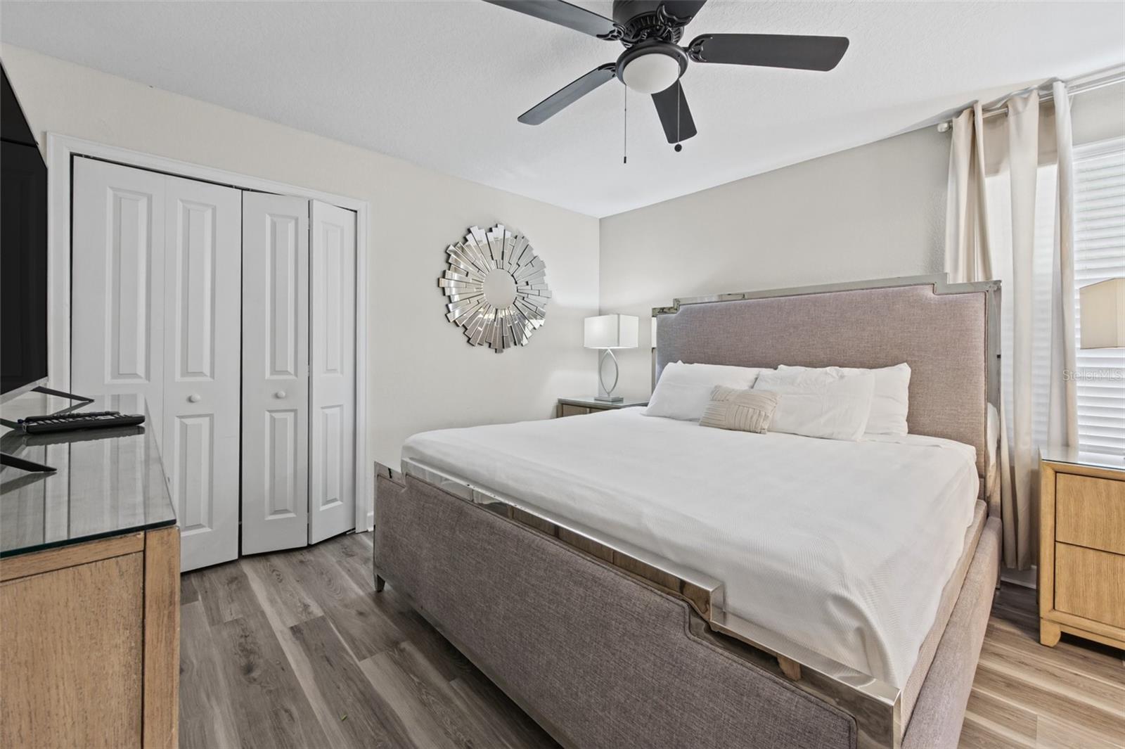 King bedroom - 1540 MAIDSTONE CT, DAVENPORT