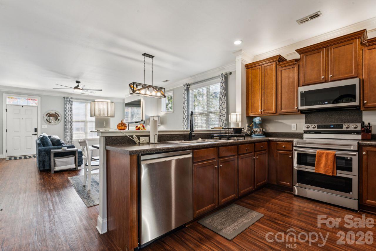 Townhouse at 363 Beacon Street, Concord, photo 4 of 29