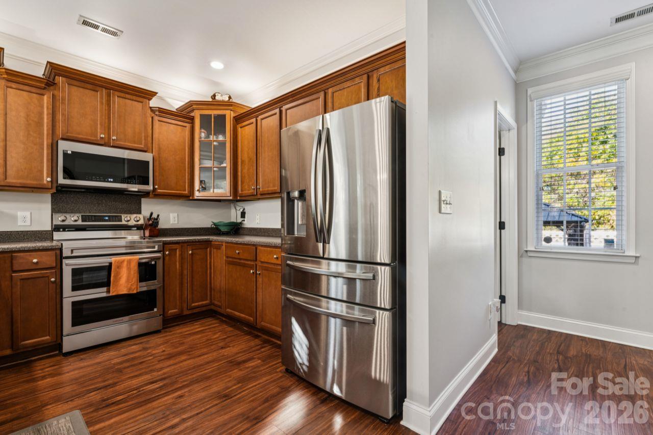 Townhouse at 363 Beacon Street, Concord, photo 6 of 29