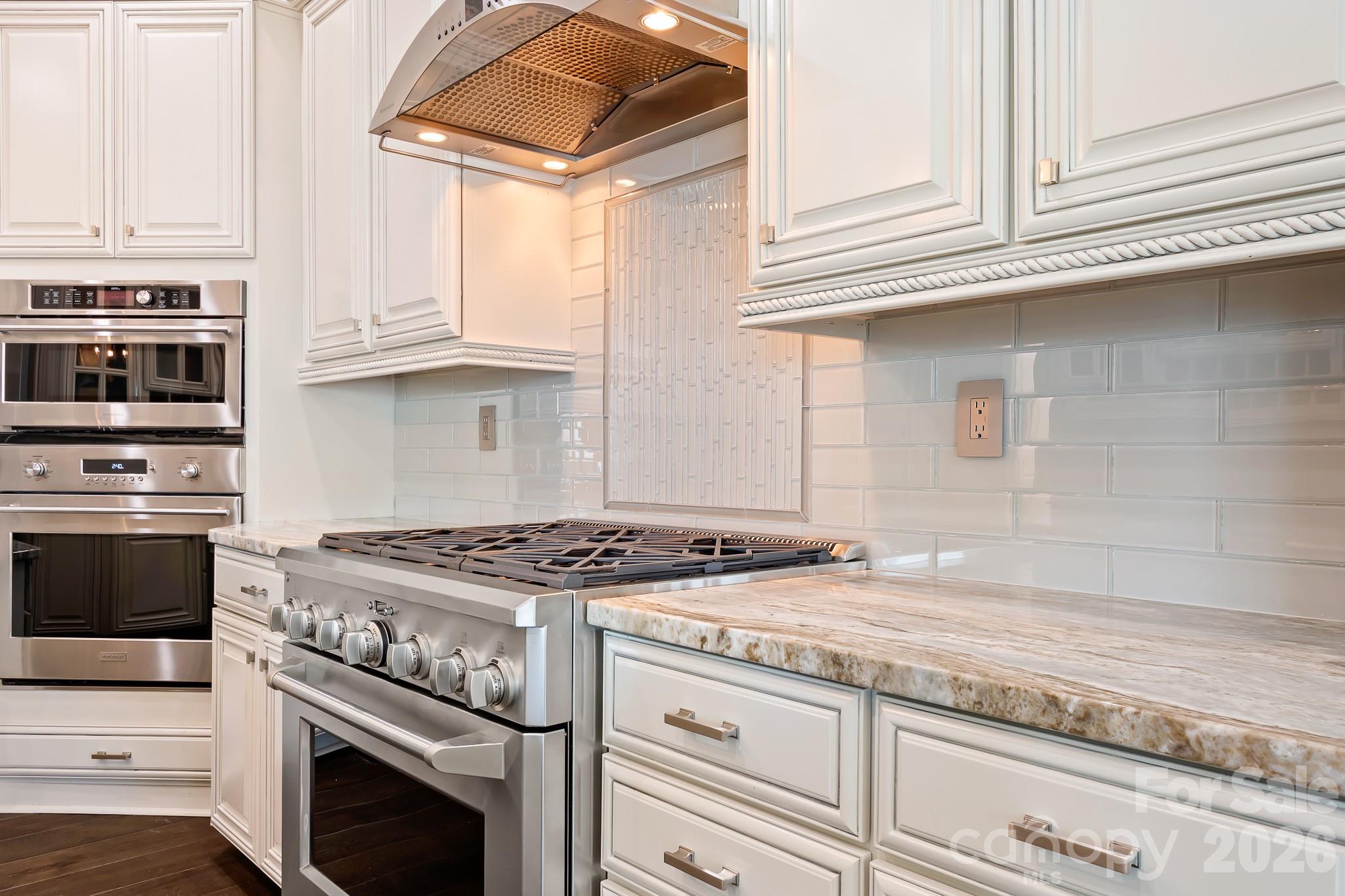 Single Family Residence at 17532 Sail View Drive, Cornelius, photo 15 of 42