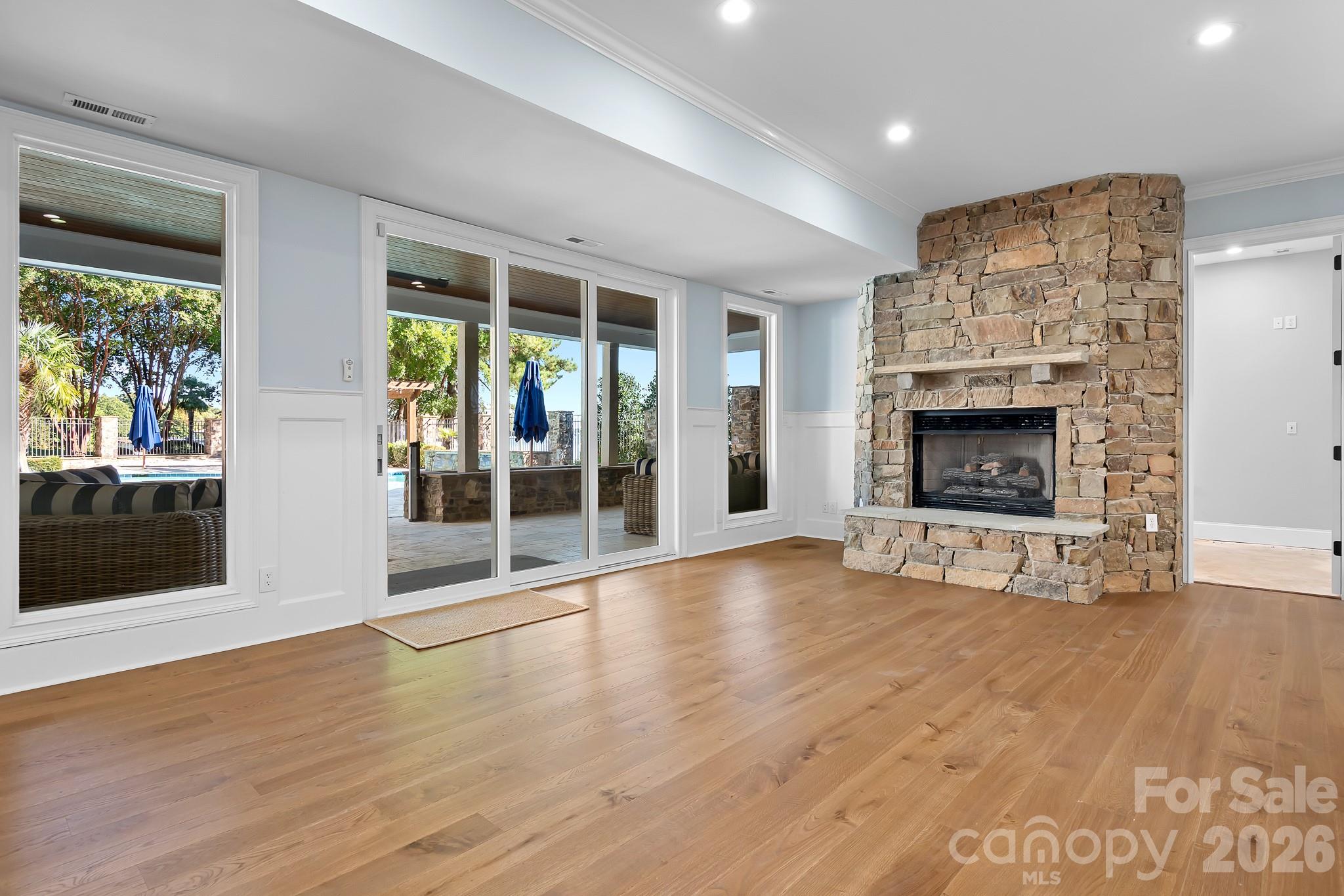 Single Family Residence at 17532 Sail View Drive, Cornelius, photo 33 of 42
