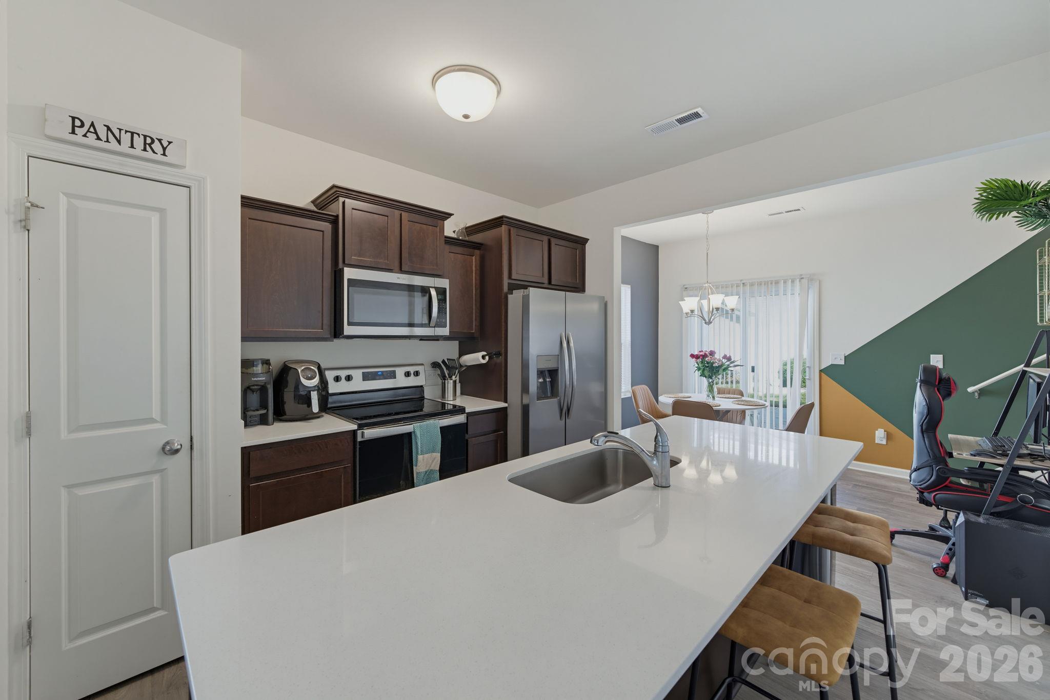 Townhouse at 1157 Triece Lane, Charlotte, photo 9 of 39