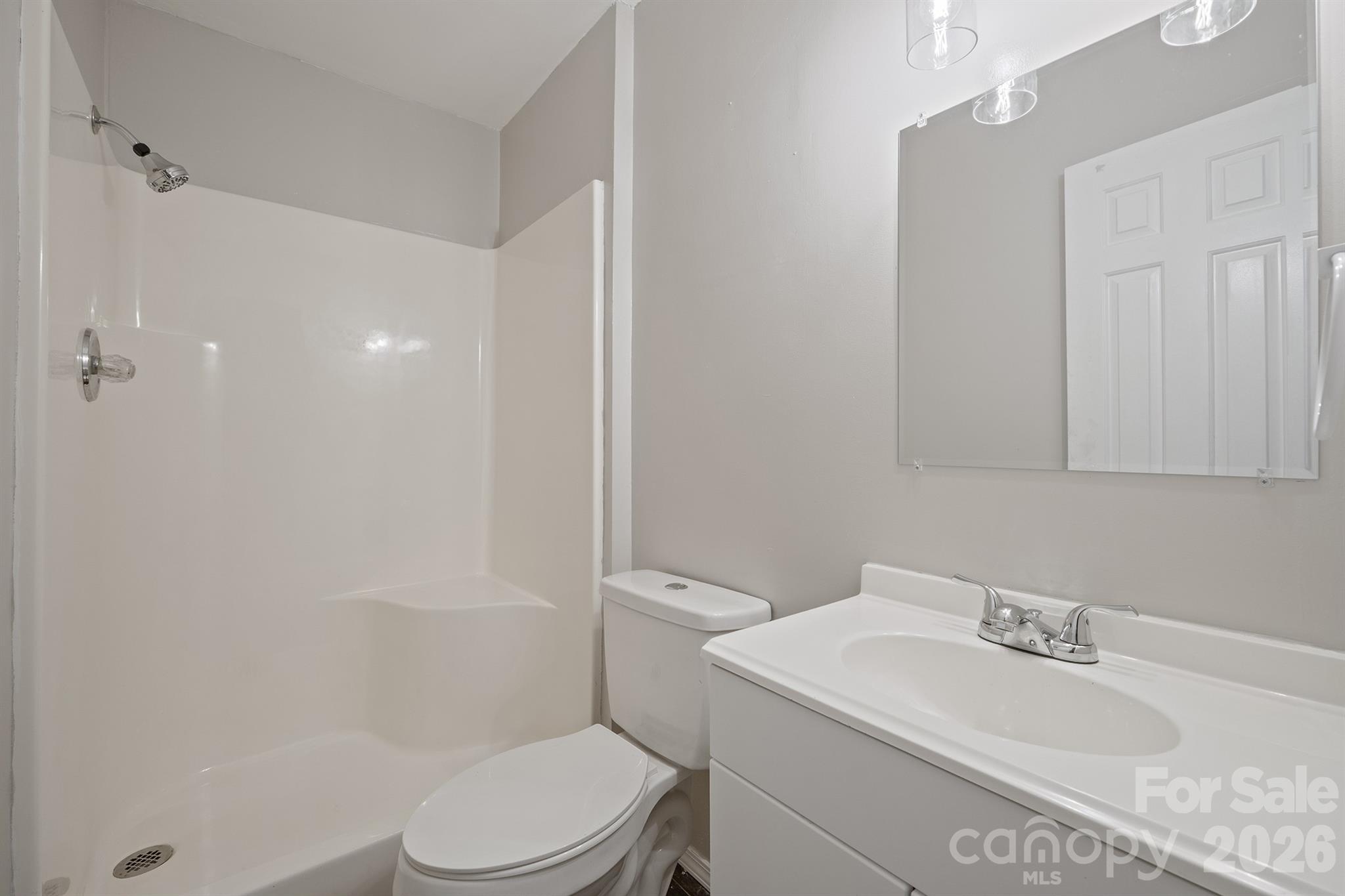 Townhouse at 731 10th Avenue NE, Hickory, photo 16 of 30