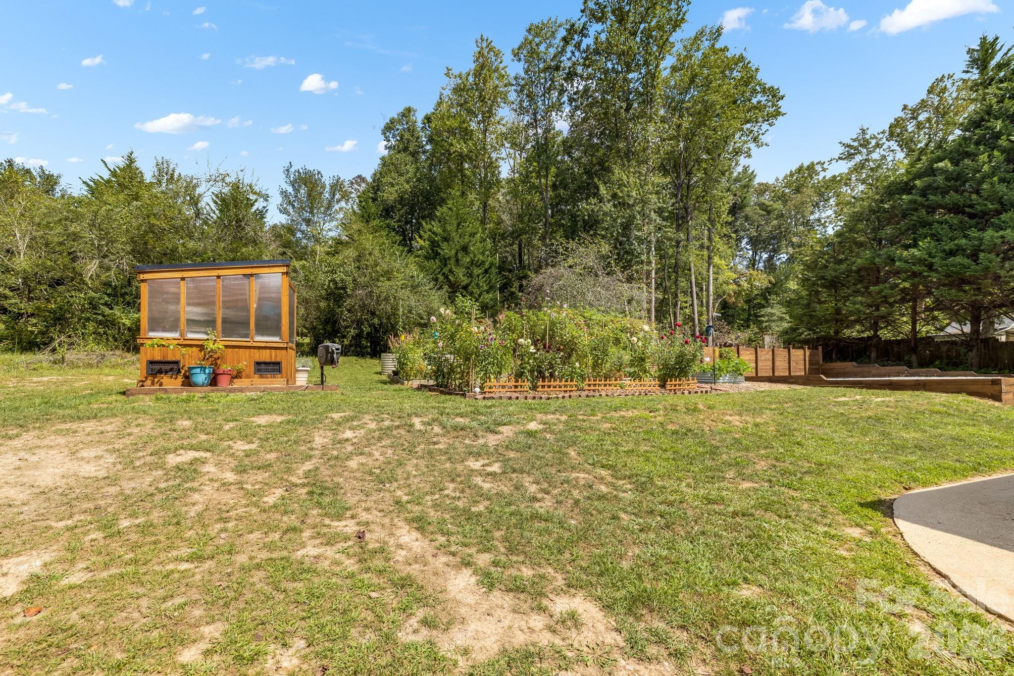 Single Family Residence at 710 Stoney Mountain Road, Hendersonville, photo 43 of 46