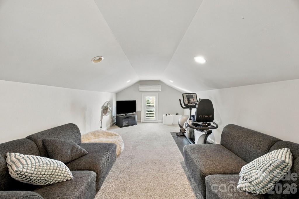 Single Family Residence at 720 Loretto Lane, Fort Mill, photo 43 of 48