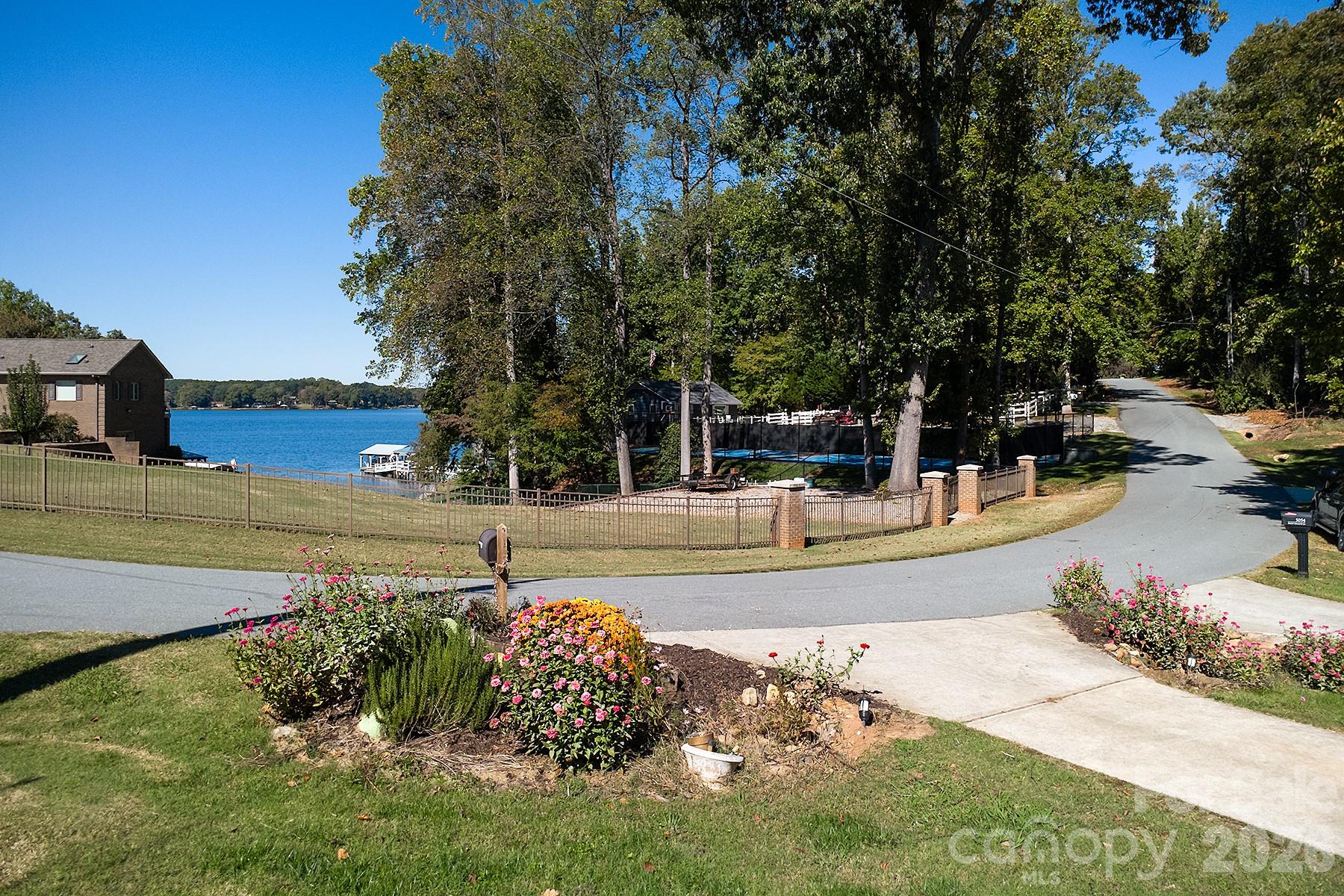Lake Norman Views - 5050 Shady Meadow Lane, Denver
