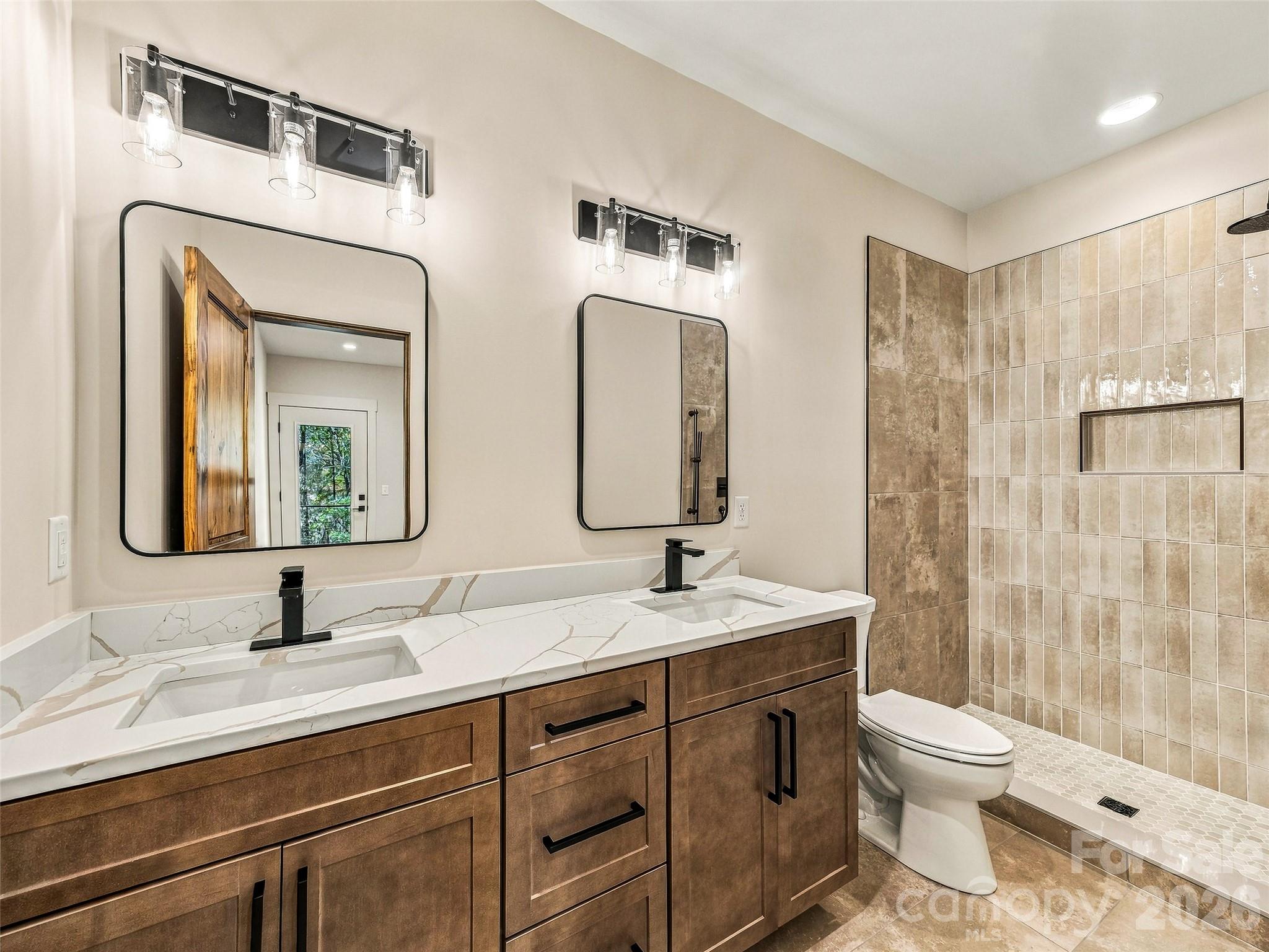 Primary Bath - 384 Green Hollow Lane, Brevard