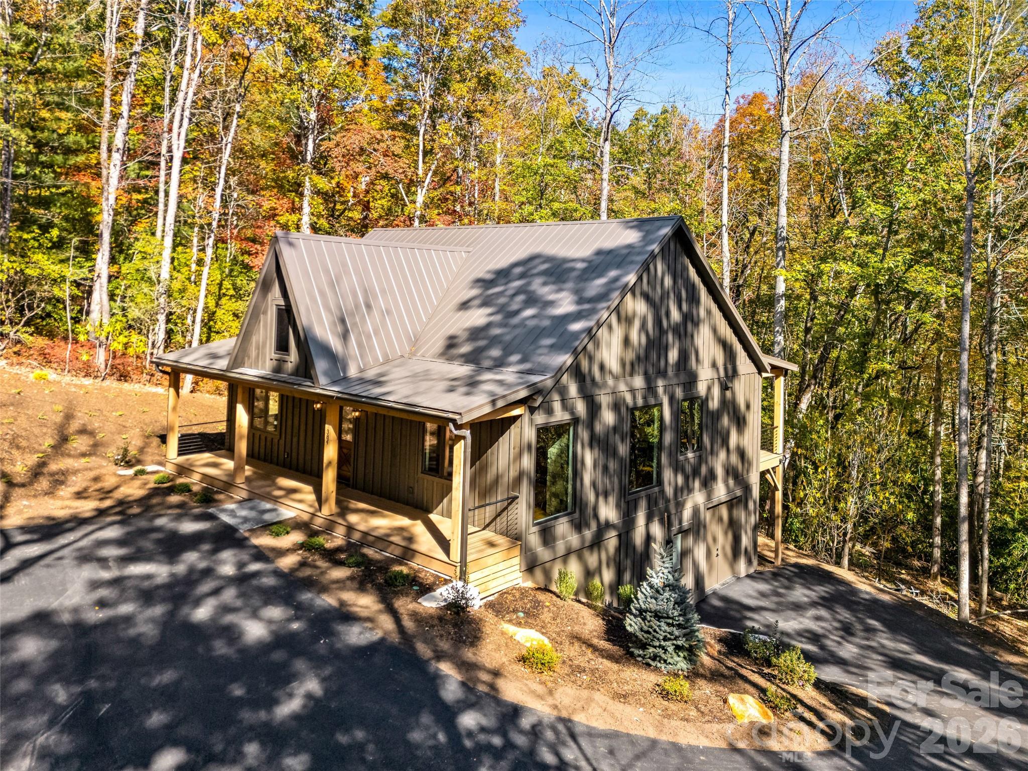 Side view - 384 Green Hollow Lane, Brevard